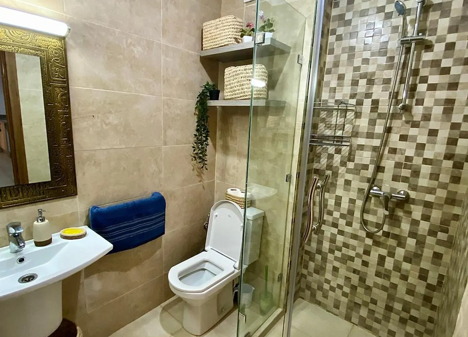 Apparte 2 Chambres Luxe En Face La Gare Gueliz Marrakesh Morocco